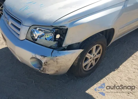 2004 Toyota Highlander V6 z USA, uszkodzony, nr VIN JTEDP21A140007721